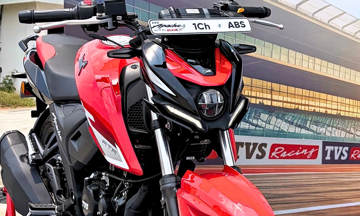 Apache RTR 160 4V Price, Mileage